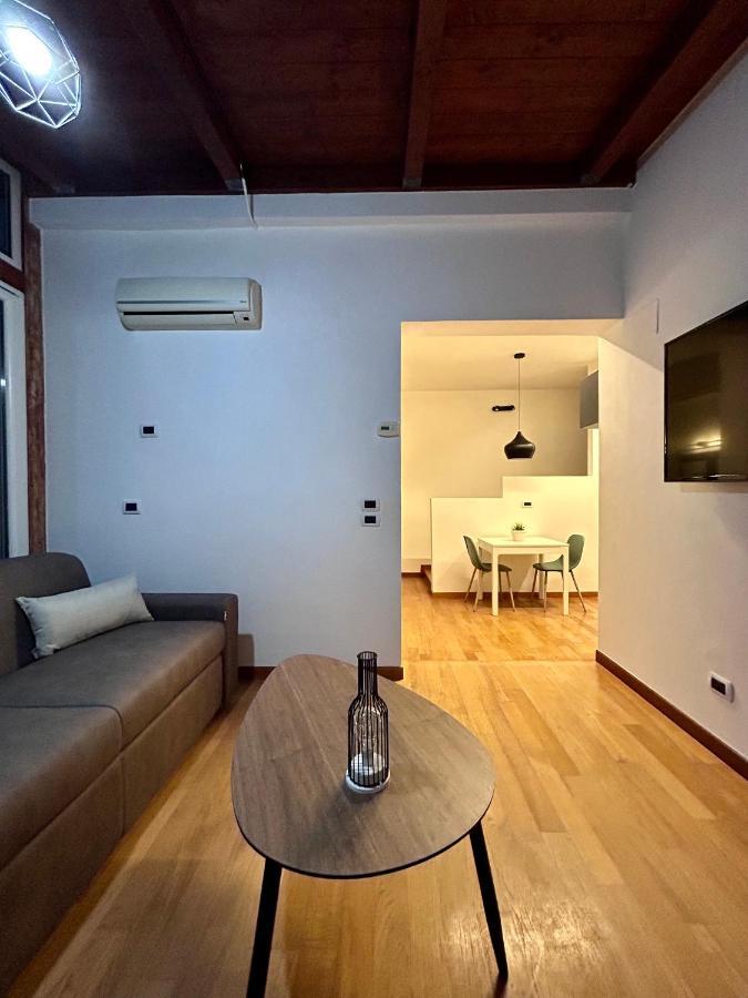 Isola Rovi Apartment Bari Luaran gambar