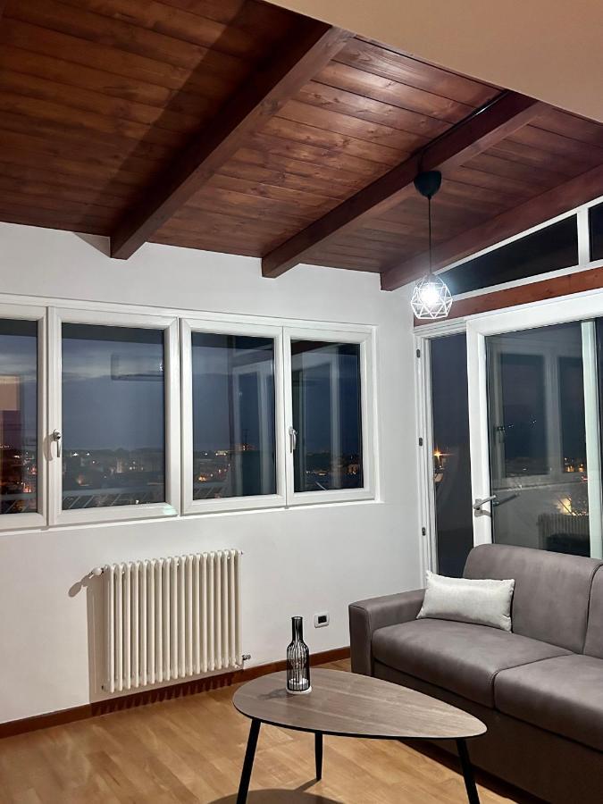 Isola Rovi Apartment Bari Luaran gambar